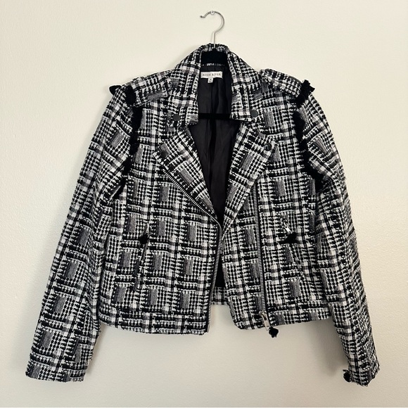Moon River Jackets & Blazers - Tuckernuck Moon River Tweed Moto Jacket Womens Medium White Black Zippers Pocket
